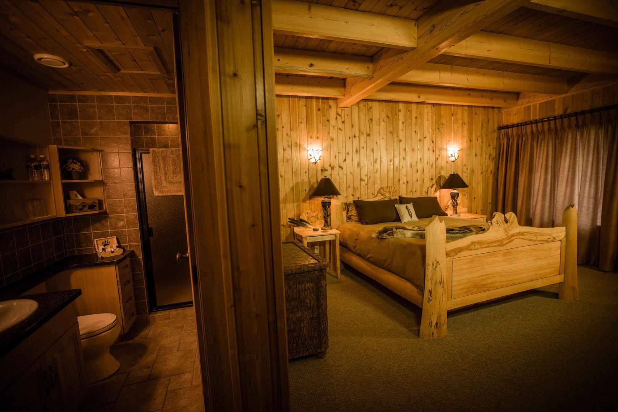 Bear Claw Lodge Kispiox Exterior photo