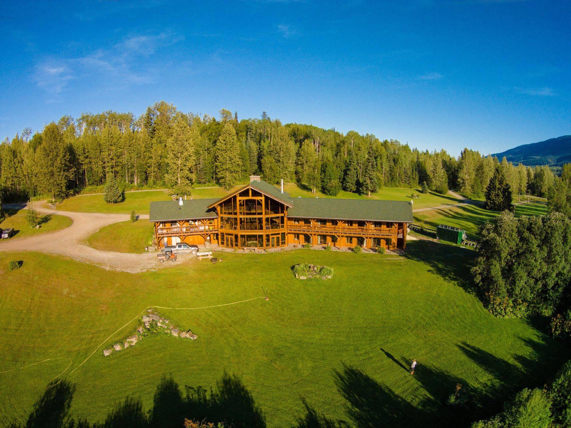 Bear Claw Lodge Kispiox Exterior photo